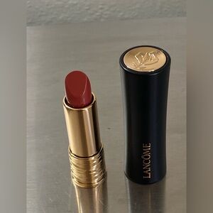 L’ABSOLU ROUGE CREAM LIPSTICK